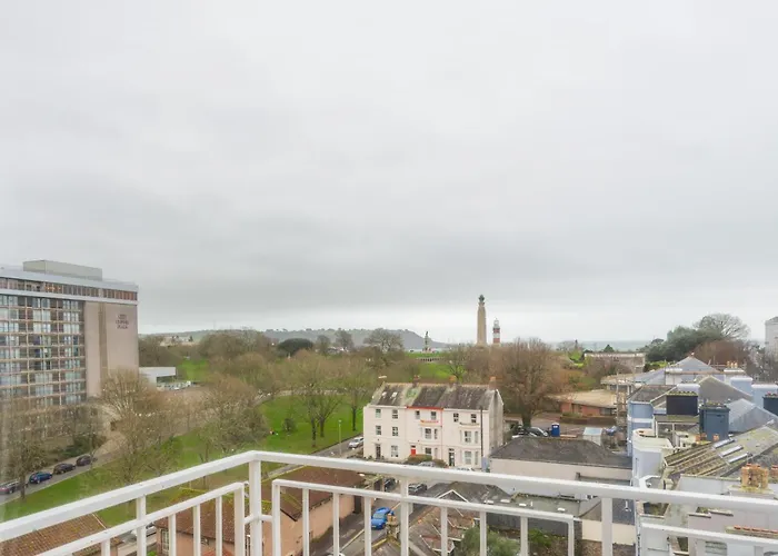 Superior Sea View Apartment 5
